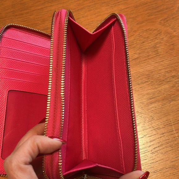 Coach Wristlet - Picture 5 of 6